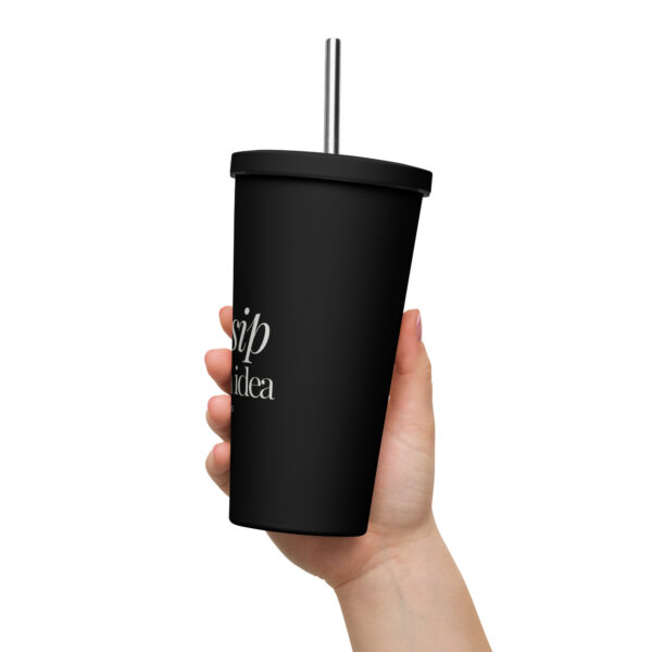 Insulated tumbler with a straw - Image 11