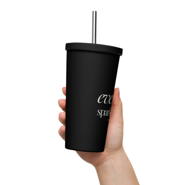 Insulated tumbler with a straw - Image 12